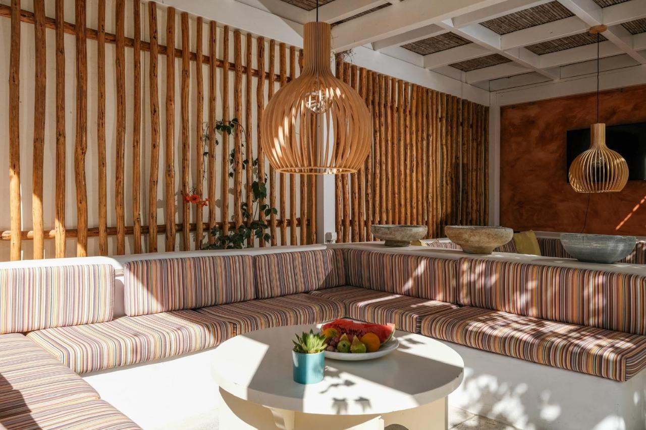Golden Beach Studios & Suites Tinos Exterior photo