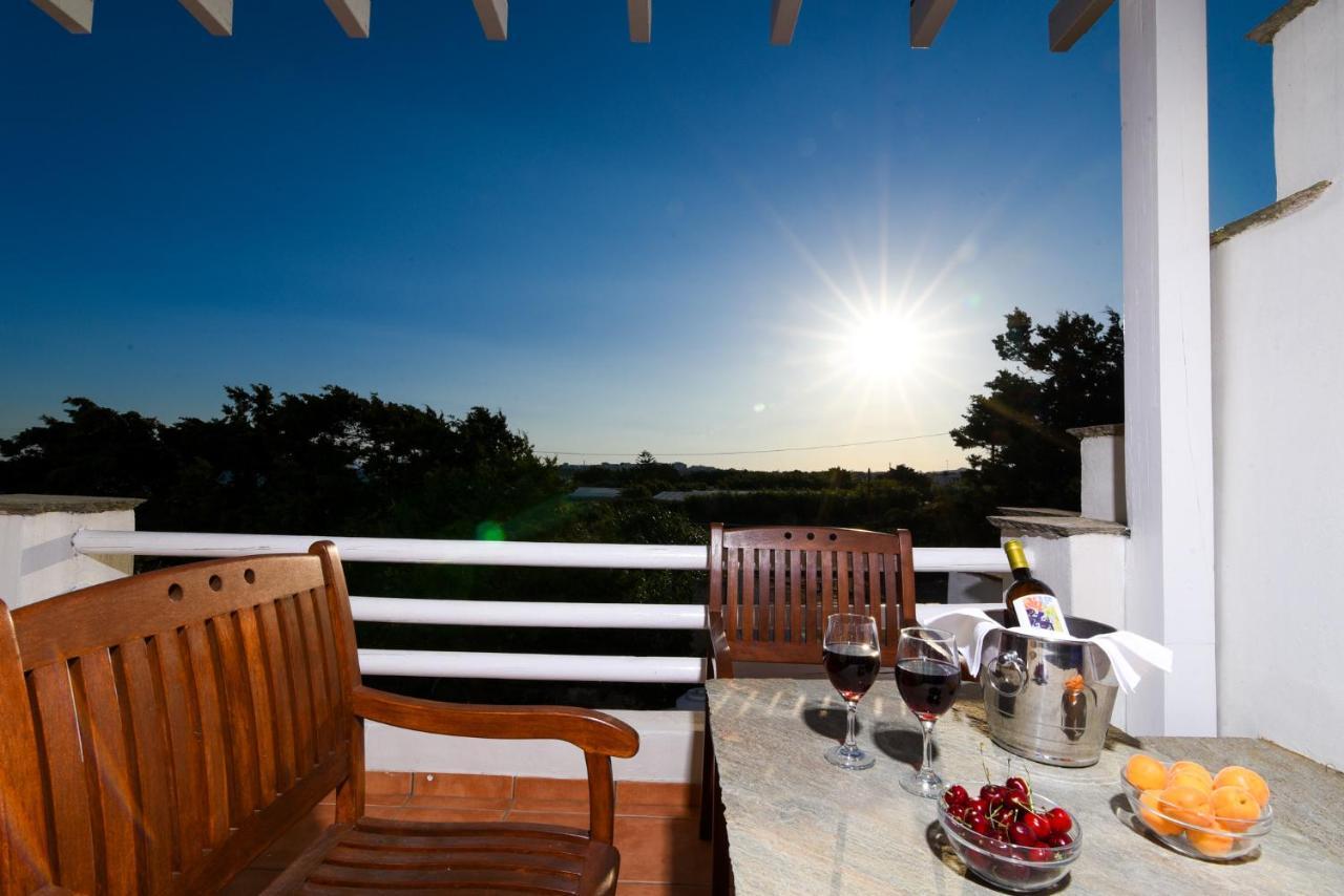 Golden Beach Studios & Suites Tinos Exterior photo